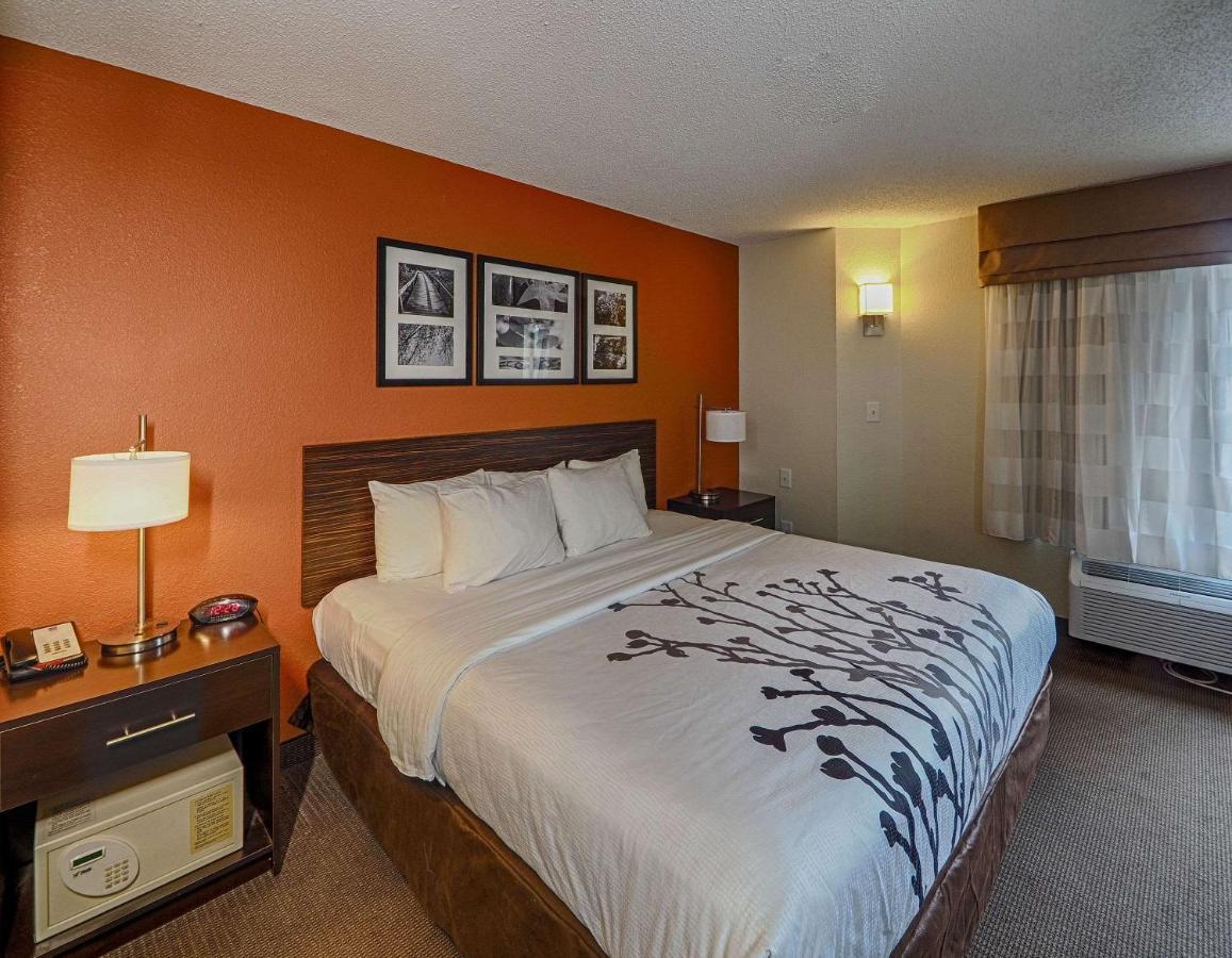 Sleep Inn & Suites Spring Lake - Fayetteville Near Fort Bragg Eksteriør bilde