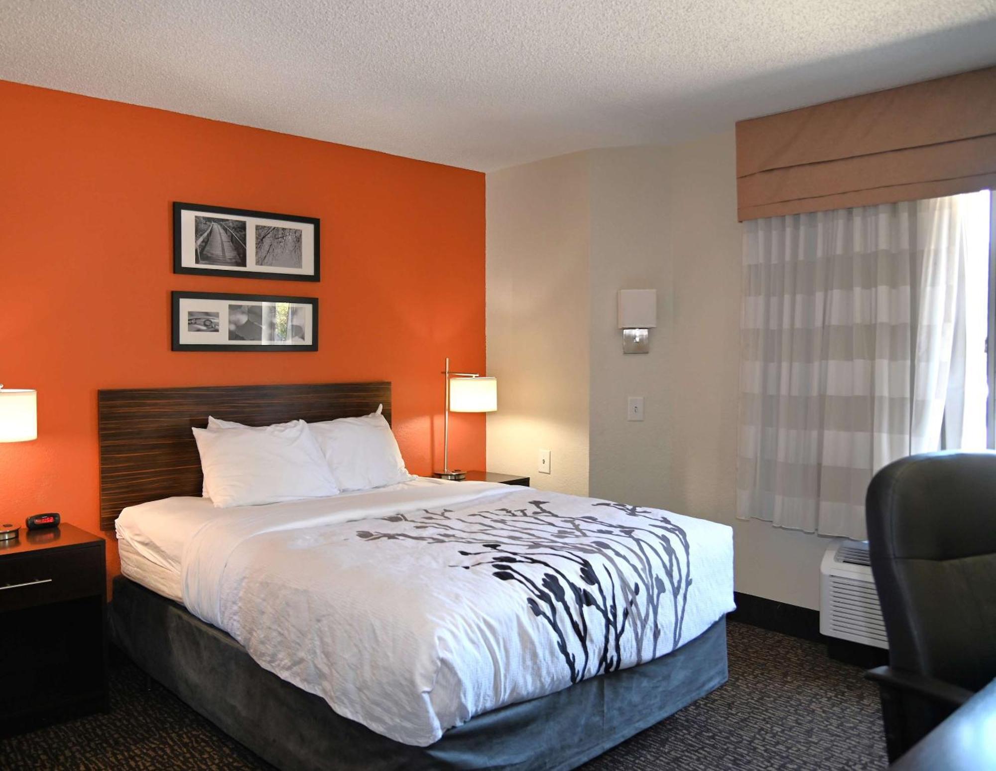 Sleep Inn & Suites Spring Lake - Fayetteville Near Fort Bragg Eksteriør bilde