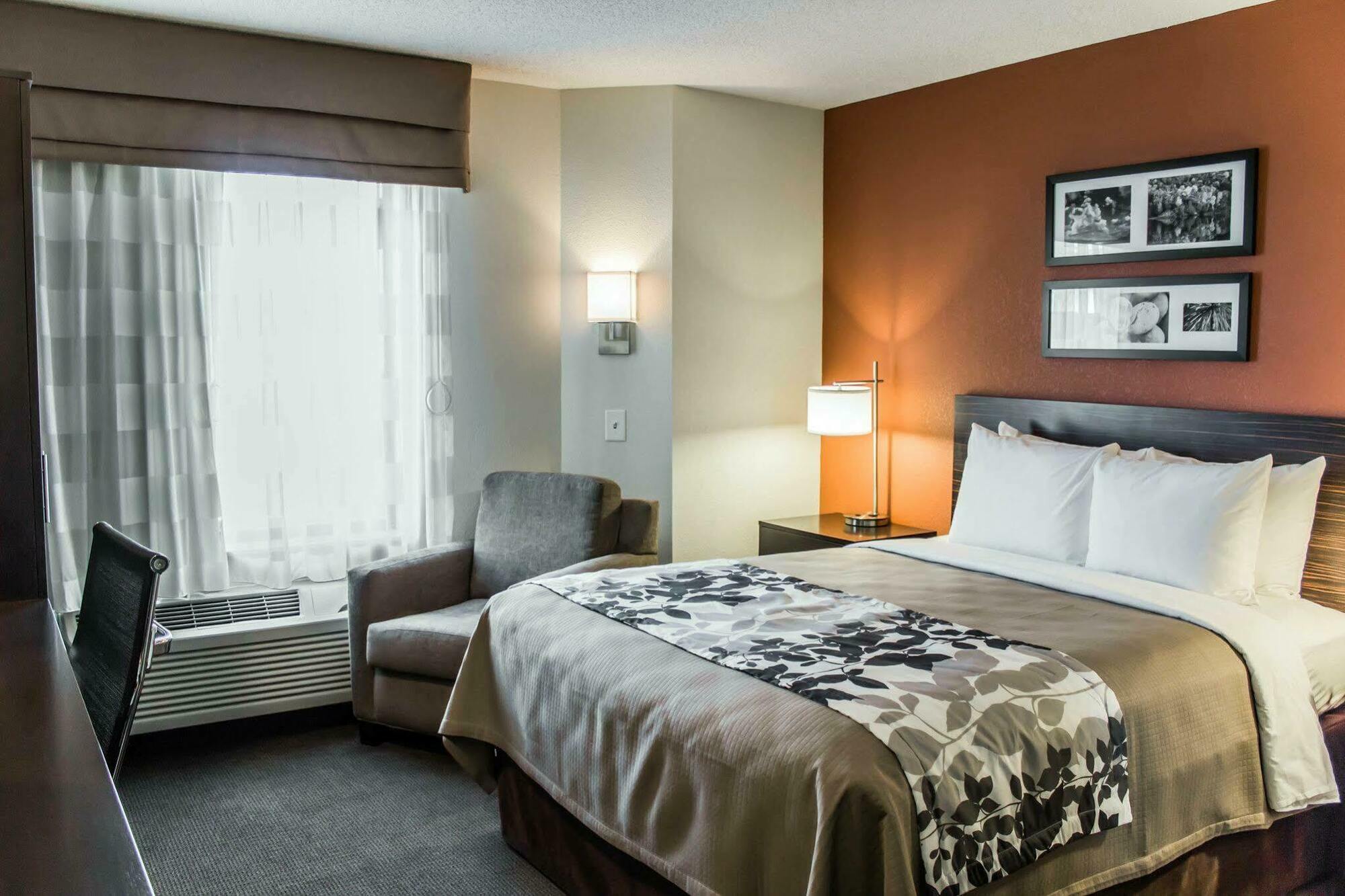Sleep Inn & Suites Spring Lake - Fayetteville Near Fort Bragg Eksteriør bilde