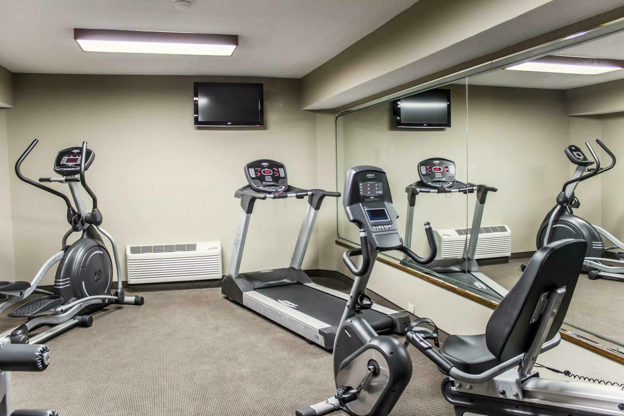 Sleep Inn & Suites Spring Lake - Fayetteville Near Fort Bragg Eksteriør bilde